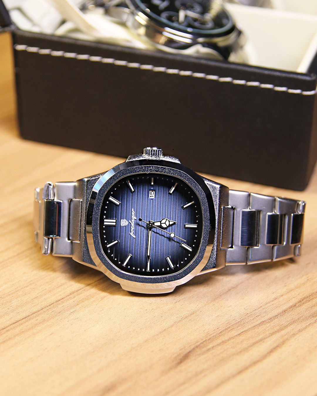 Poedagar Deluxe Edition Watch